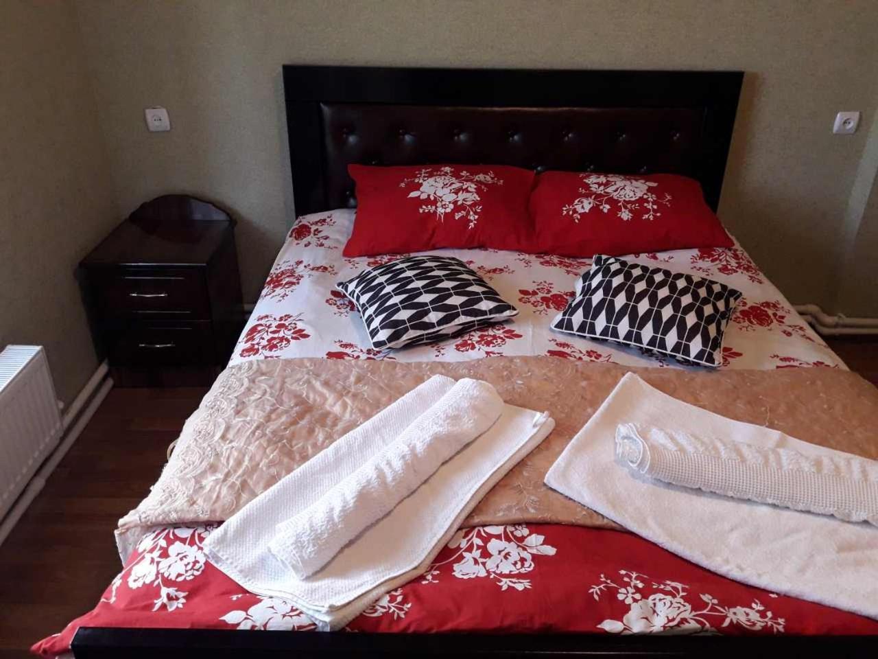 Peak Mazeri Guest House 部屋 写真