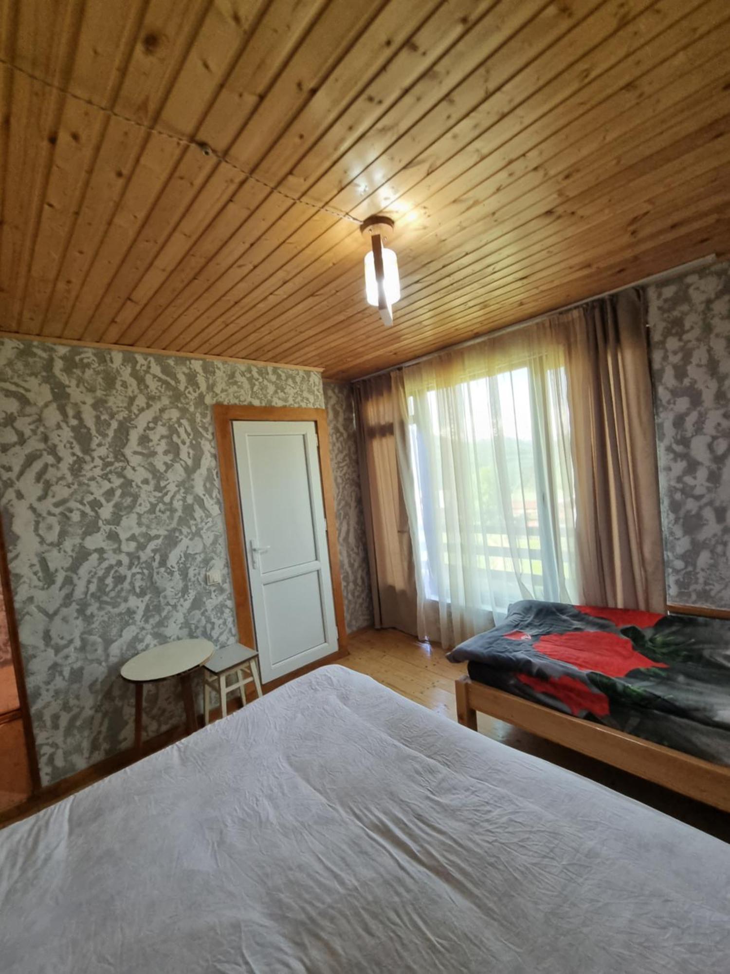 Peak Mazeri Guest House 部屋 写真